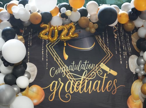 GRADUATION PARTY IDEAS FOR PHOTO BACKDROP